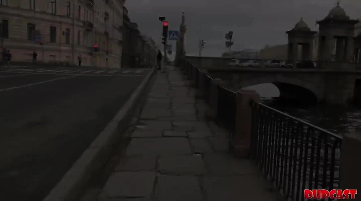 Жестко оттрахал и запечатлел на видео, а потом выкинул